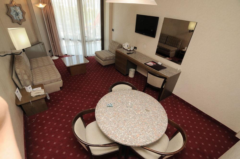 Atakoey Marina Hotel 4*